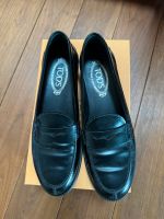 Tod‘s Loafer in schwarz, 1 mal getragen Frankfurt am Main - Sachsenhausen Vorschau