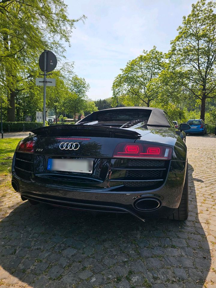 Audi R8 Spyder V10 quattro 5.2  *Carbonpaket* Cabrio in Leverkusen