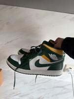Nike Air Jordans Mid Sonics in grün größe 44 Baden-Württemberg - Rheinstetten Vorschau