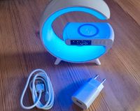 LED 4 in 1 Wecker Lampe Uhr Ladestation Bluetooth Lautsprecher Mecklenburg-Strelitz - Landkreis - Burg Stargard Vorschau