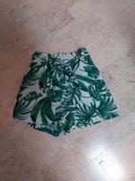 Sommershort grün/ weiß 34 Bayern - Ebersberg Vorschau