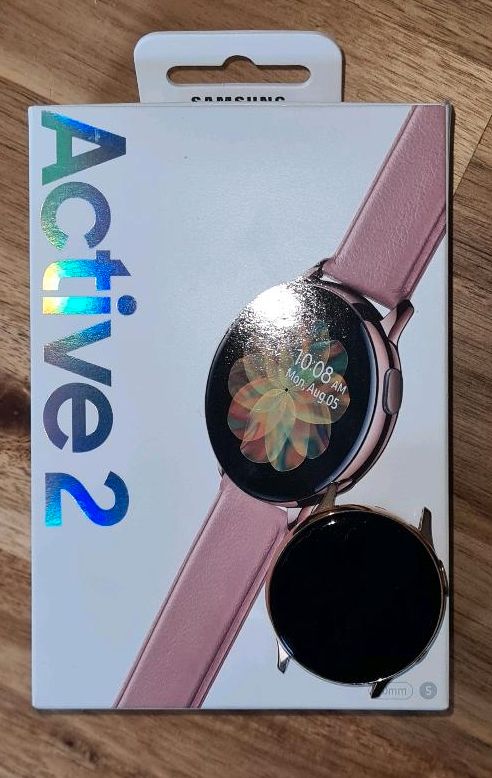 Samsung Galaxy Watch Active 2 in Quakenbrück