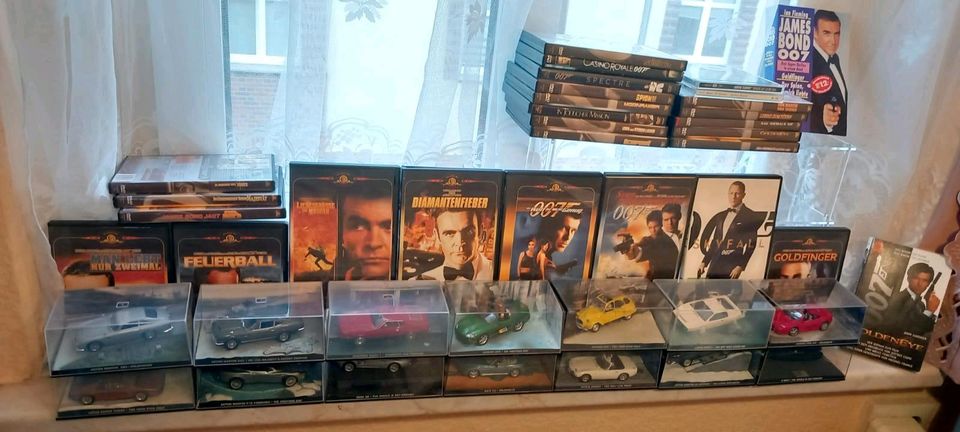 Auto Sammlung CD Sammlung James Bond 007 Filme 10€ Schnäppchen in Friesenheim