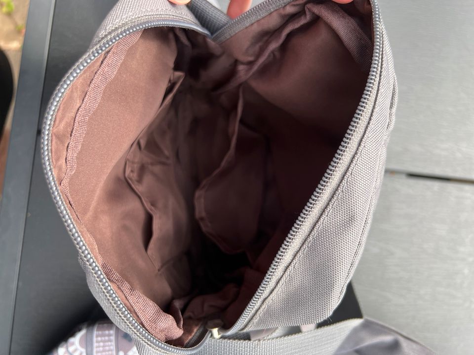 Rucksack und Umhängetasche Unbenutzt in Pirmasens