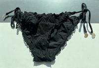 H&M Bikinihose schwarz mit Gold neu Gr 36/38 Dresden - Äußere Neustadt Vorschau