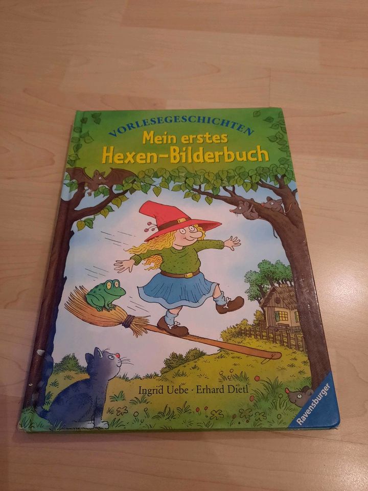 Kinderbuch / Vorlesebuch Mein erstes Hexen-Bilderbuch in Marburg