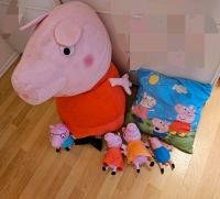 Riesen Peppa Pig Wutz Kissen Kuscheltier Niedersachsen - Hude (Oldenburg) Vorschau