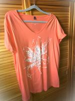 BPC SELECTION Schickes Shirt mit Nietenapplikation Gr. 44/46  Neu Baden-Württemberg - Gengenbach Vorschau