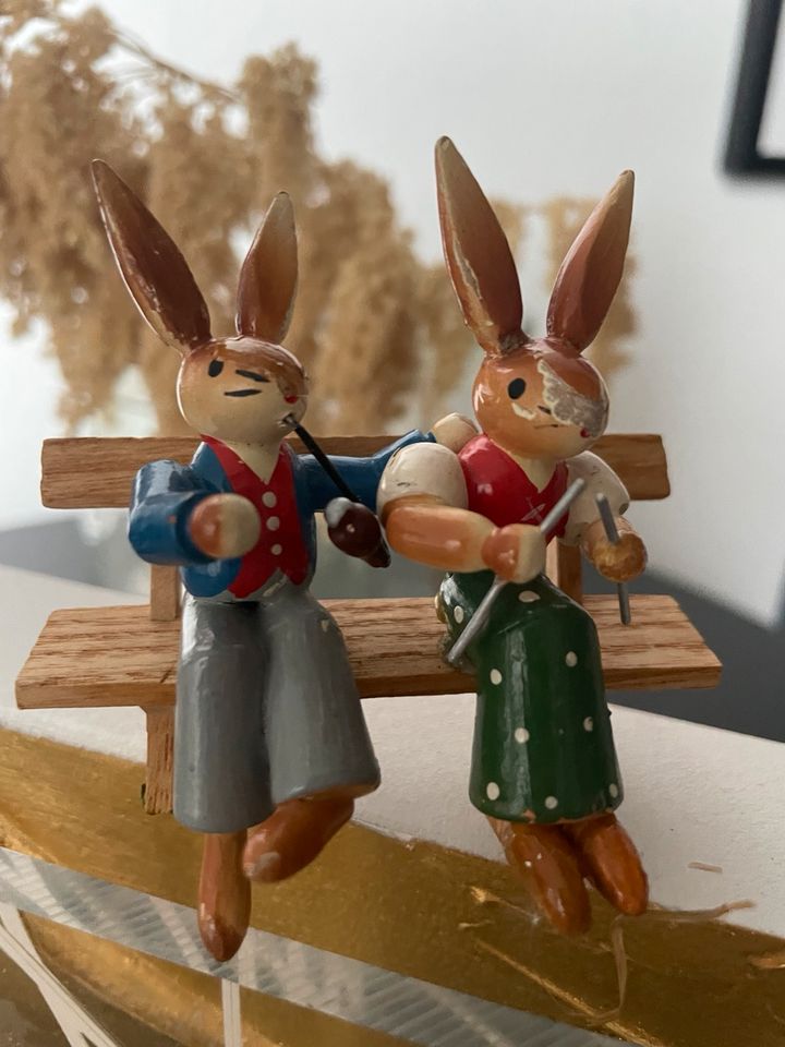 Antike Holzfiguren aus dem Erzgebirge in Hessen - Idstein | Kunst und  Antiquitäten gebraucht kaufen | eBay Kleinanzeigen ist jetzt Kleinanzeigen