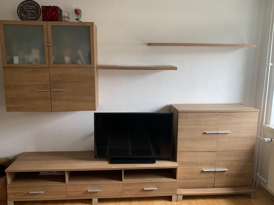 Wohnwand/Schrank in Duisburg