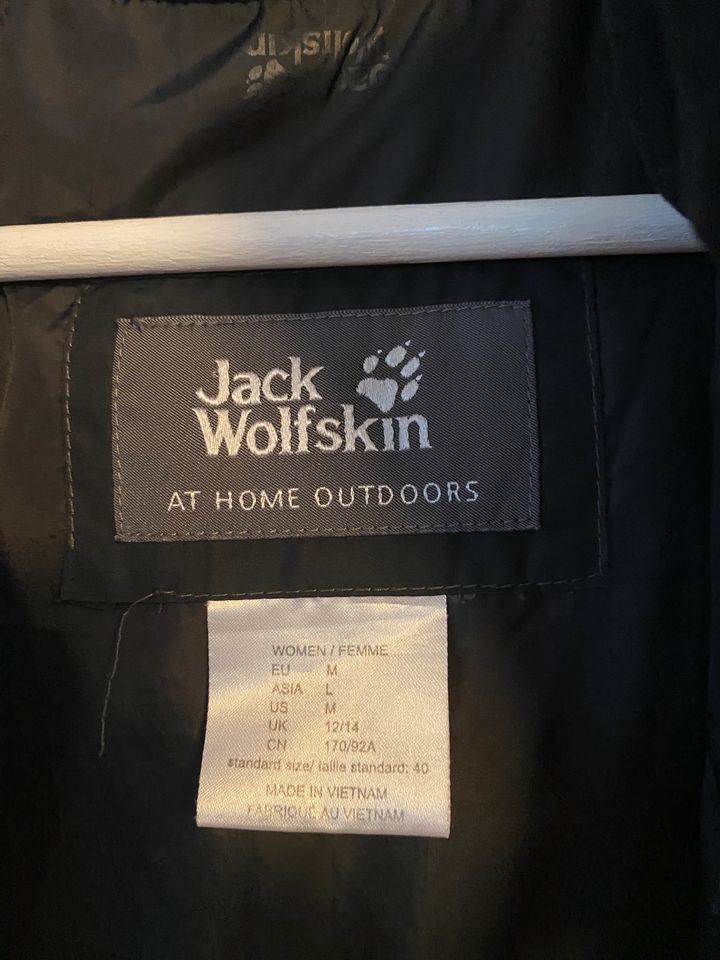 Mantel, lange Jacke, Winter Jack Wolfskin M Damen schwarz in Haldenwang i. Allgäu