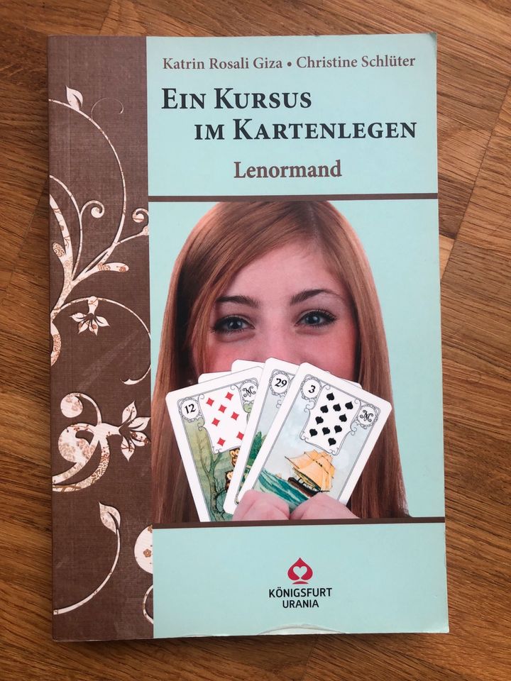 Buch „Ein Kursus im Kartenlegen“ für Lenormand Karten in Würzburg