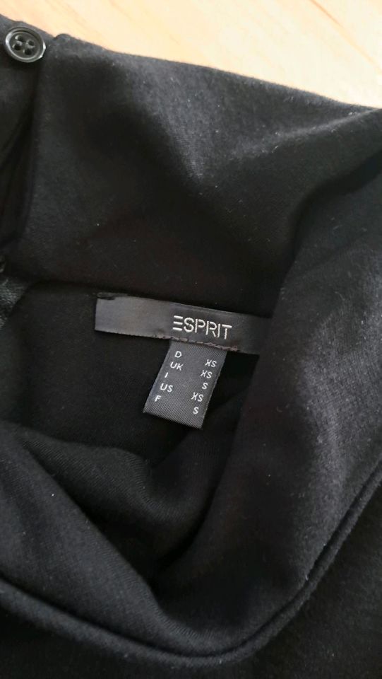 Neues Esprit Kleid Gr XS in Bad Arolsen
