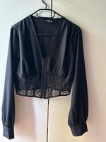 Schwarze Bluse mit Spitze Nordrhein-Westfalen - Mönchengladbach Vorschau