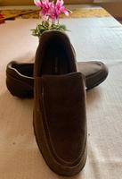 Verschiedene neue Schuhe Gr. 43 : Slipper Sandalen Hausschuhe Sachsen - Radebeul Vorschau