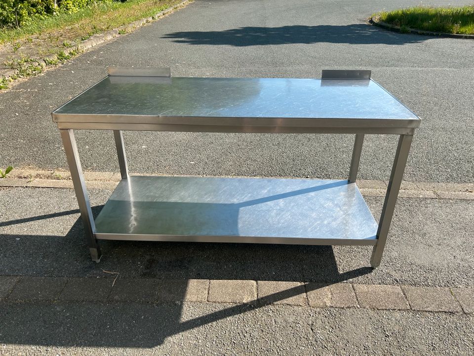 Edelstahltisch/Tisch/Arbeitstisch 155x70cm/Outdoor Küche in Büren