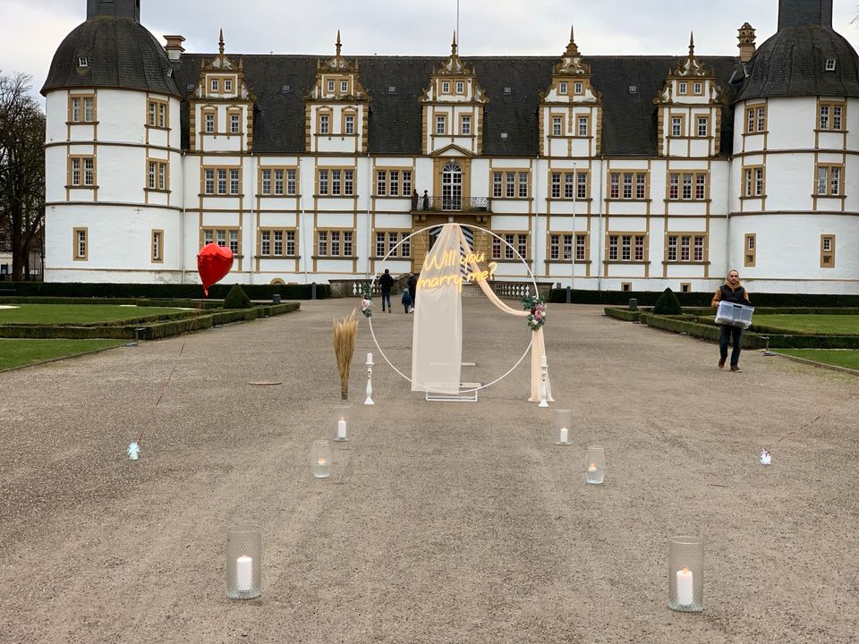 Heiratsantrag „Will you marry me“ LED Schriftzug in Lichtenau