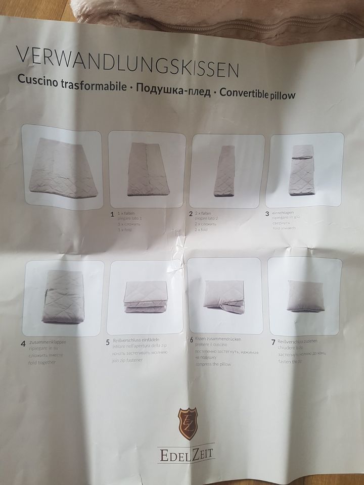 Deko Kissen Decke Vasen Lightbox in Pasewalk