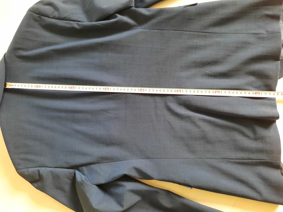 Herren Anzug von ESPRIT in dunkelblau, Größe 102 / 50 in Kiel