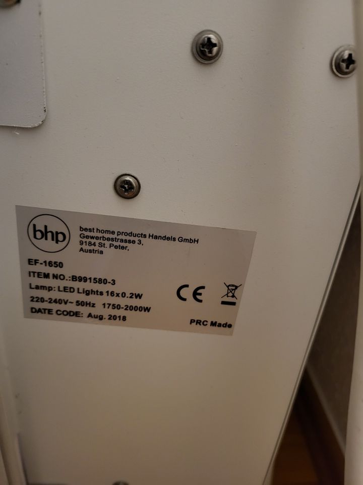 LED Kamin in weiß mit 200Watt Heizung in Halstenbek