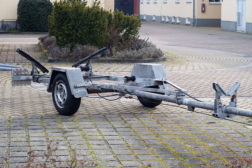 Bootstrailer Heinemann BA 85 B, gebremst, zul. Gesamtgew. 900 Kg in Magdeburg