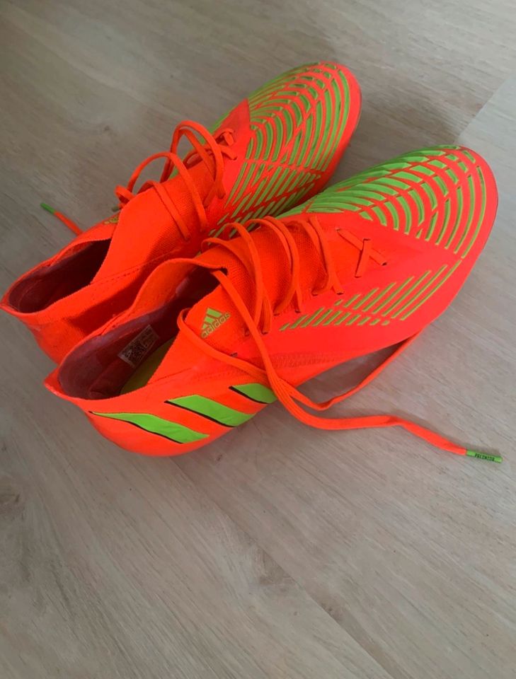 Adidas Predator Edge 1 Fußballschuhe in Dortmund