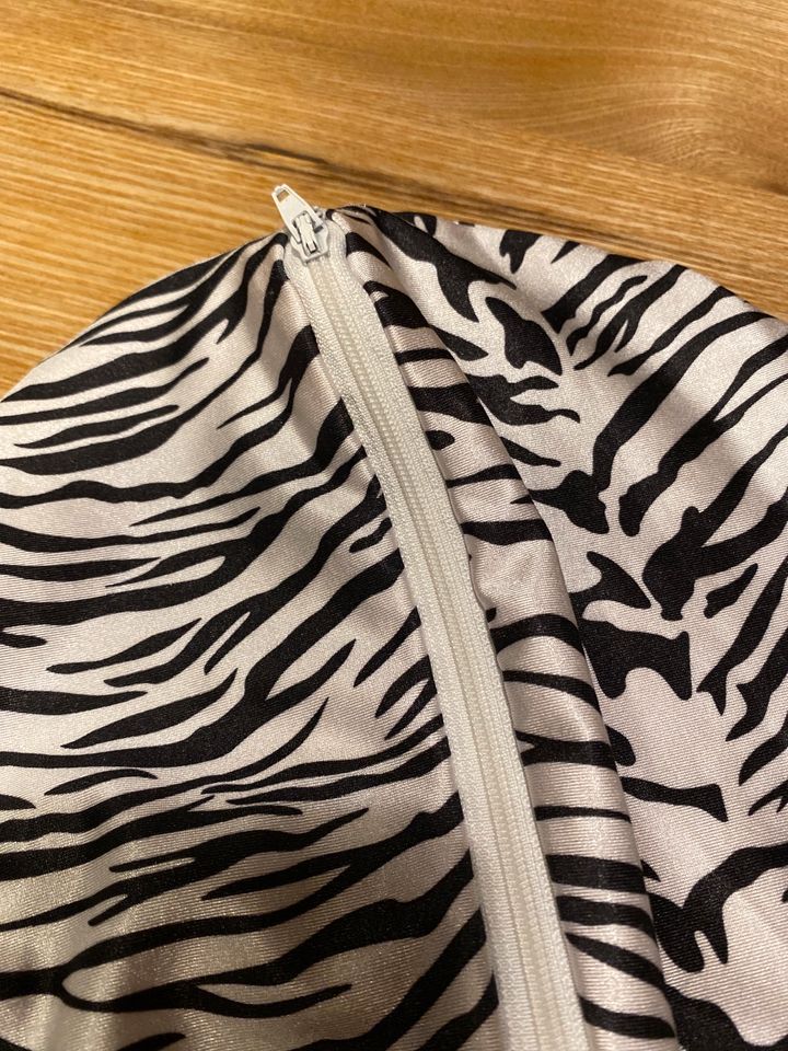 Faschingskostüm Karnevalskostüm Ganzkörperkostüm Zebra Unisex in Frei-Laubersheim