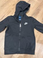 Nike Kinder Pullover Jacke Nordrhein-Westfalen - Mülheim (Ruhr) Vorschau