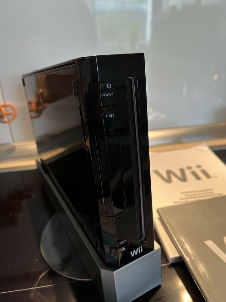 Nintendo Wii schwarz Ersatzkonsole in Wuppertal