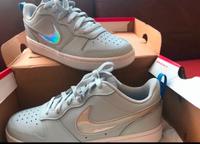 Nagelneue Nike Schuhe Gr.37,5 Nordrhein-Westfalen - Remscheid Vorschau