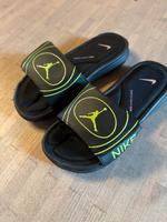 Nike Pantoletten / Hausschuhe / Flipflops gr42 Bayern - Egmating Vorschau