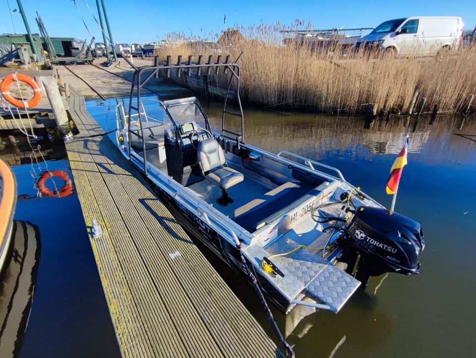 Seeteufel 15PS Führerscheinfrei Mietboot 1 Woche Angelboot in Lütjenburg