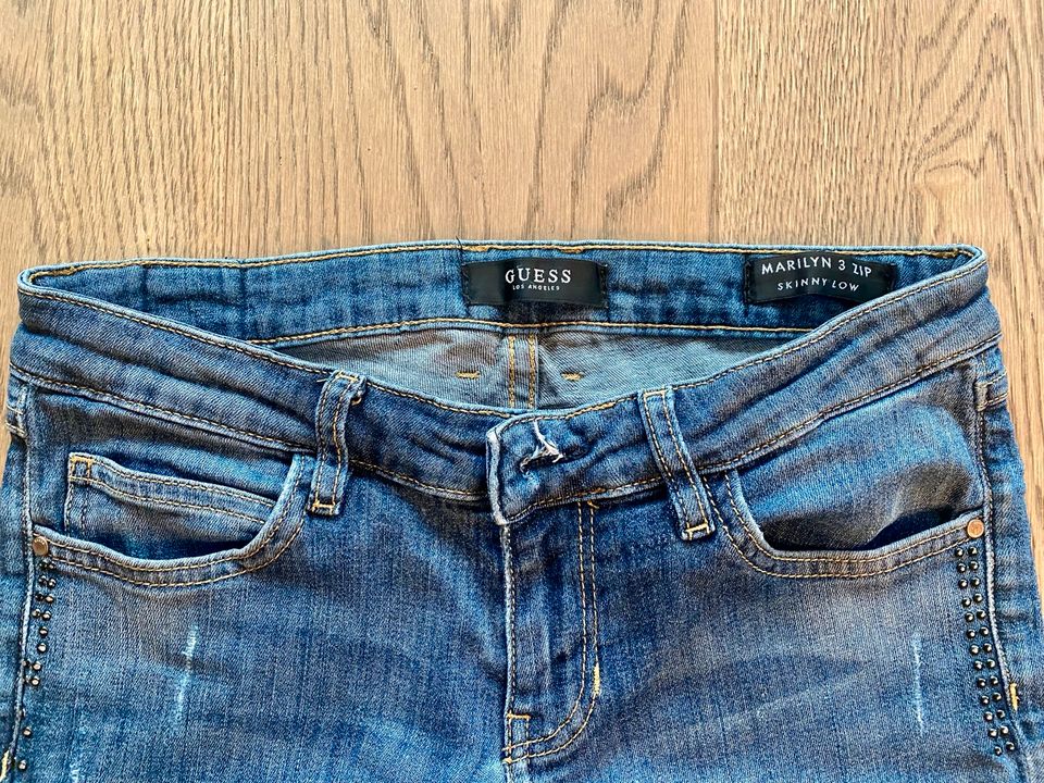 GUESS JEANS GR.27 Marylin 3 ZIP skinny low-7/8 Länge  Luxus in München