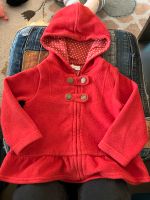 Warme rote Jacke mit Kapuze Baby 74/80 Nordrhein-Westfalen - Kaarst Vorschau