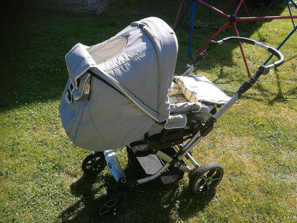 TOP! Kinderwagen von Harten inkl. Adapter für Babyschale in Stadt Wehlen