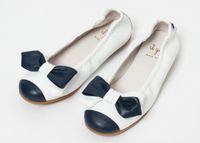 IL GUFO Leder Ballerinas weiß/blau m.Schleife Gr.28 NEU Nordrhein-Westfalen - Solingen Vorschau