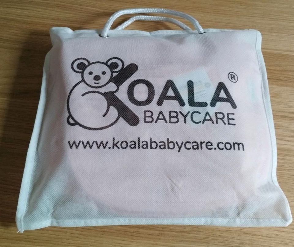 Koala Babycare Babykissen mit 2 rosa Bezügen, gegen Plattkopf in Petersberg (Saalekreis)