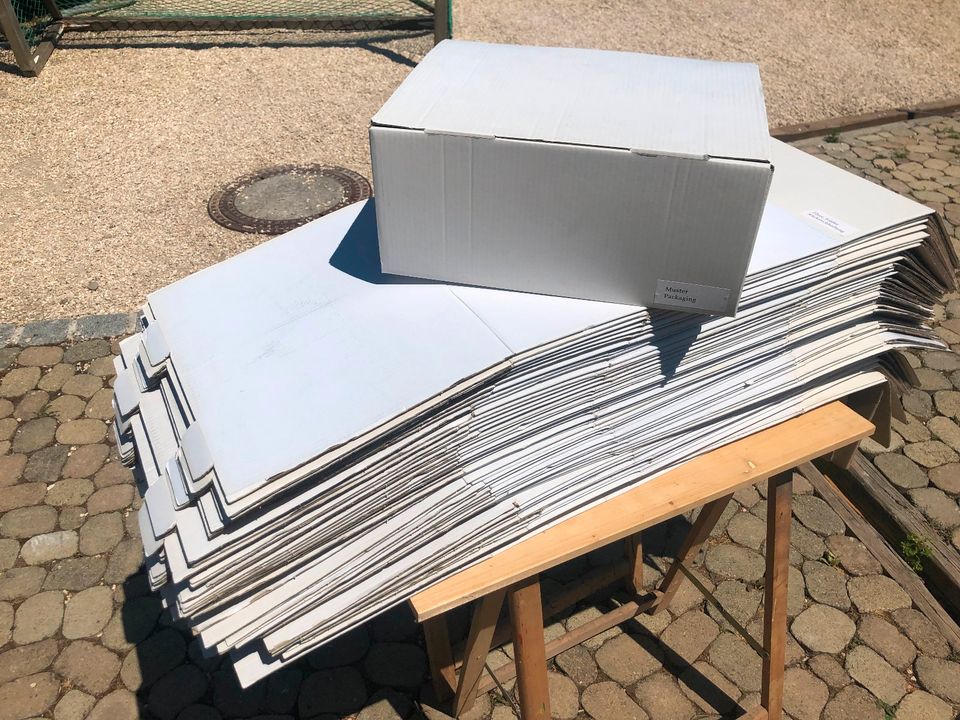 Klappschachtel, Karton, Lagerbox, weiß, 45 x 35 x 20 cm, 38 Stück in Orsingen-Nenzingen