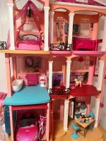 Barbie Sammlung Traumhausvilla, Dreamcamper, Foodtruck etc. Nordrhein-Westfalen - Ennepetal Vorschau