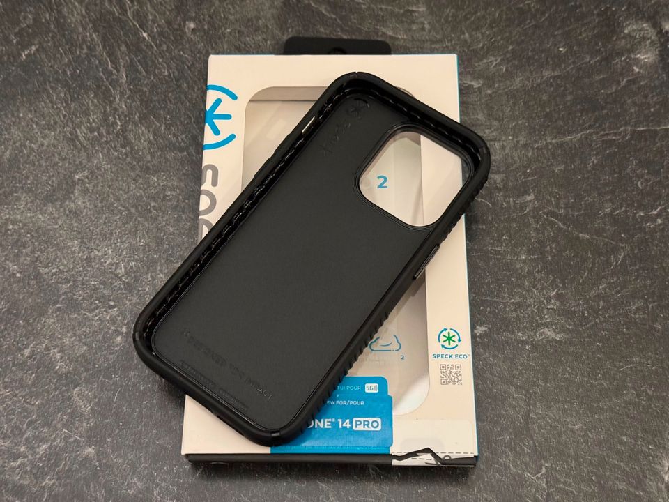 iPhone 14 Pro Speck Case Hülle Presidio 2 Grip in Gladbeck