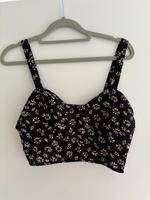 Crop Top mit Blümchen Nordrhein-Westfalen - Marl Vorschau