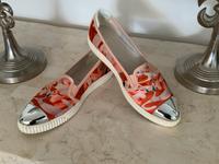 Geox Slipper Leder Stoff rosa rot silber Töne Gr. 36 leicht wNEU Nordrhein-Westfalen - Wassenberg Vorschau