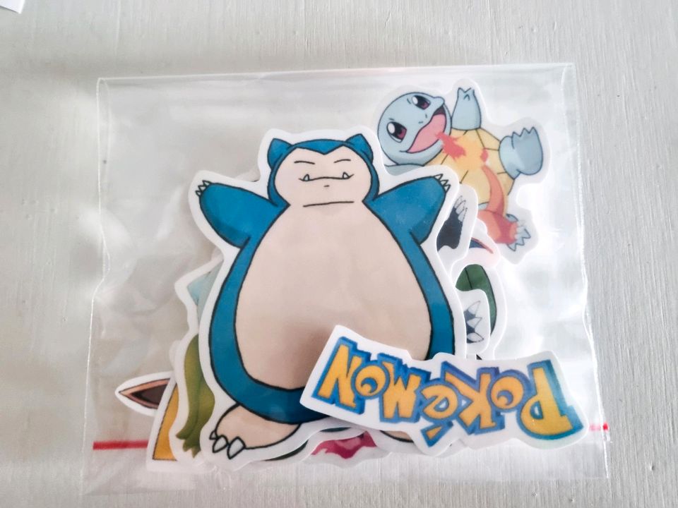 Pokemon Sticker Holo 50 stk. Aufkleber in Bad Königshofen