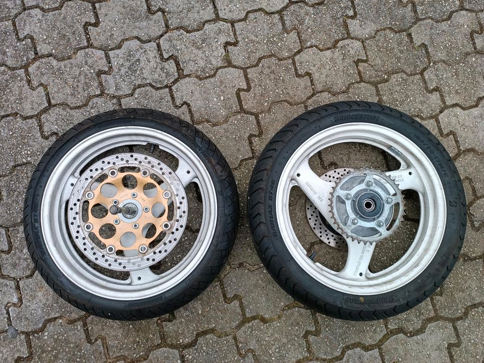 Reifen Räder GS 500 e Suzuki BT46 in Wiehl