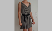 Only Kleid golden mit Perlen Verzierung Gr. S Stuttgart - Weilimdorf Vorschau