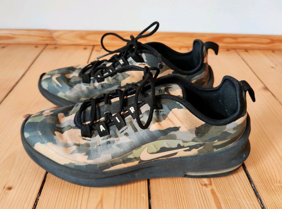 Nike Air Max Axis Camouflage Gr. 38,5 in Essen