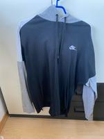 Nike Kapuzenpullover Gr. M Rostock - Toitenwinkel Vorschau
