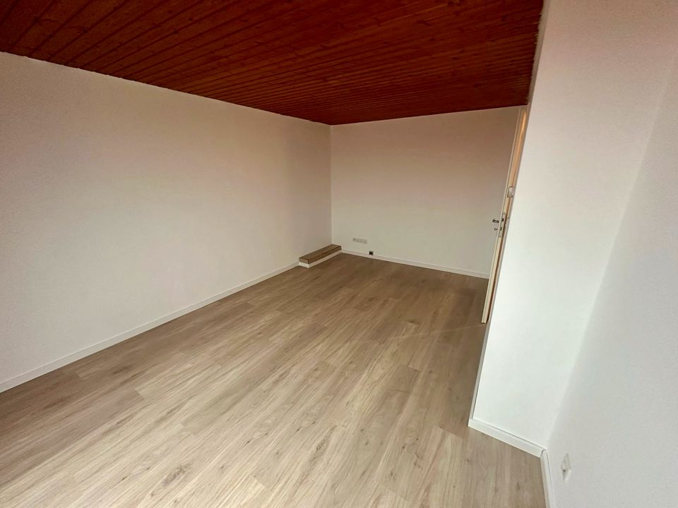 Frisch renovierte 2-Zimmer Wohnung in Geestemünde in Bremerhaven