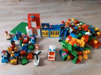 Lego Duplo, Gebäude,  viele Fahrzeuge und Figuren Bayern - Olching Vorschau