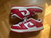 Nike Dunks Gr. 43 Rot Saarland - Ensdorf Vorschau